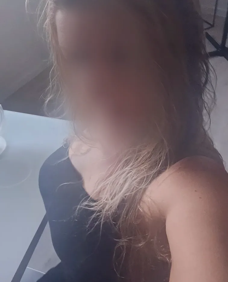 Claudia, 31