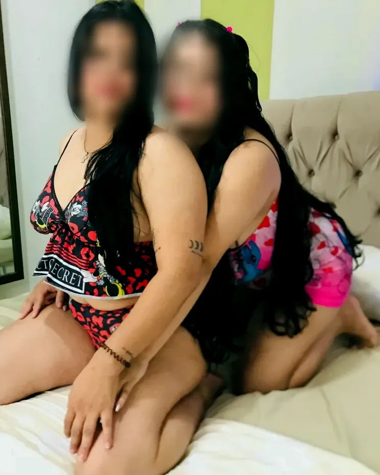 Daniela, 36