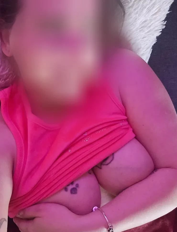 Daniela, 35
