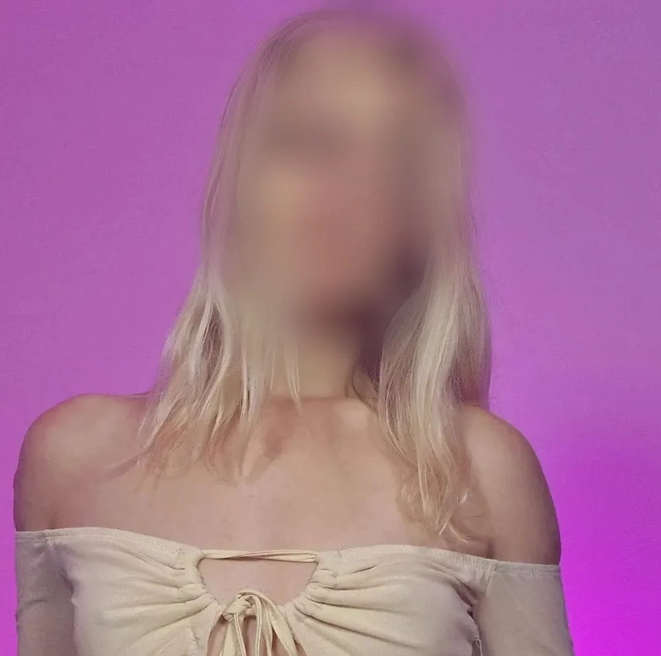 Jasmin, 20