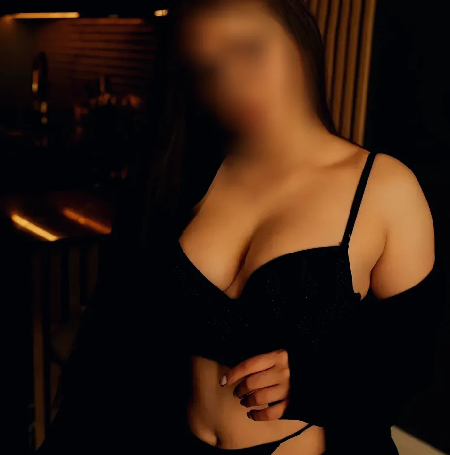 Katharina, 25