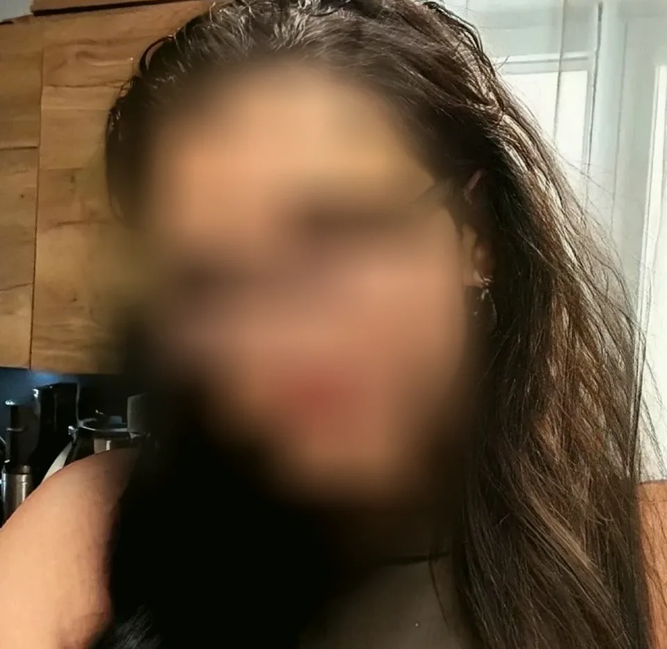 Kira, 39