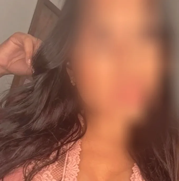 Leyla, 29