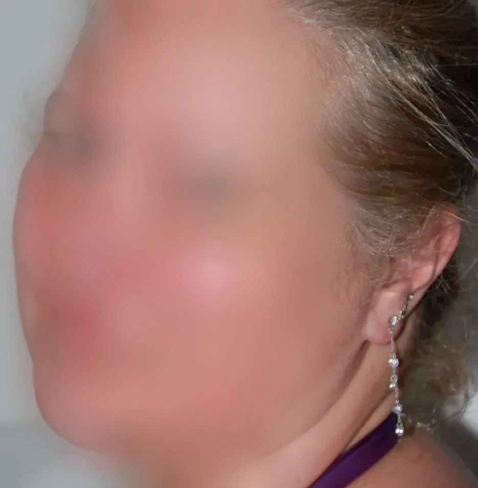 Rebecca, 28